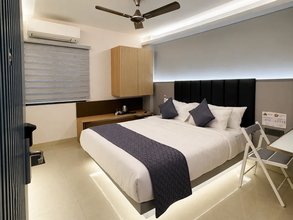 Standard Room — entrance view